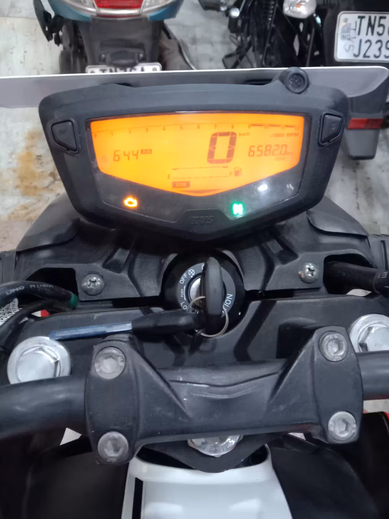 TVS Apache RTR 160 4V Disc ABS BS6